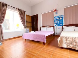 Goc Bien Homestay