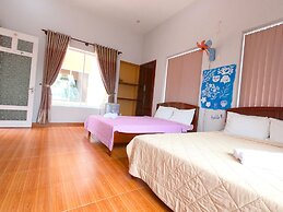 Goc Bien Homestay