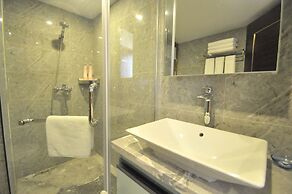 Ruide Apartment Zhongyong Jinyu Branch