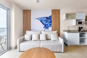 Surfside Beachfront Suites by Playa Caracol Resorts