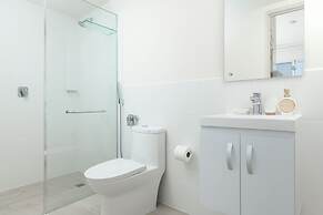 Surfside Beachfront Suites by Playa Caracol Resorts