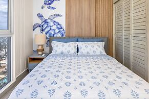 Surfside Beachfront Suites by Playa Caracol Resorts