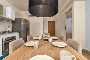 Surfside Beachfront Suites by Playa Caracol Resorts