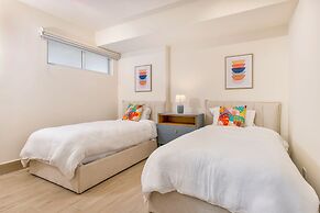 Surfside Beachfront Suites by Playa Caracol Resorts