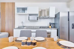 Surfside Beachfront Suites by Playa Caracol Resorts