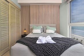 Surfside Beachfront Suites by Playa Caracol Resorts