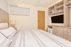 Surfside Beachfront Suites by Playa Caracol Resorts