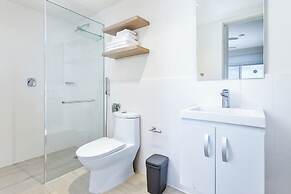 Surfside Beachfront Suites by Playa Caracol Resorts