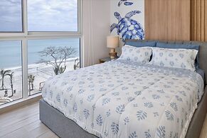 Surfside Beachfront Suites by Playa Caracol Resorts