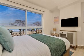 Surfside Beachfront Suites by Playa Caracol Resorts
