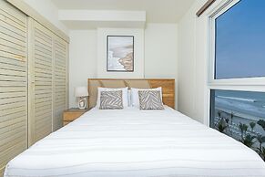 Surfside Beachfront Suites by Playa Caracol Resorts