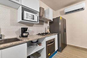 Surfside Beachfront Suites by Playa Caracol Resorts