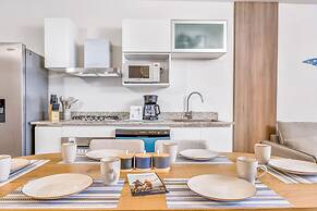 Surfside Beachfront Suites by Playa Caracol Resorts