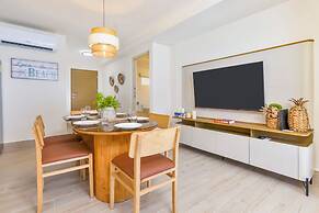 Surfside Beachfront Suites by Playa Caracol Resorts