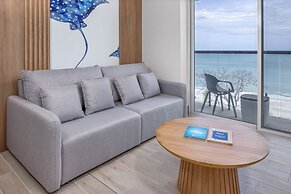 Surfside Beachfront Suites by Playa Caracol Resorts