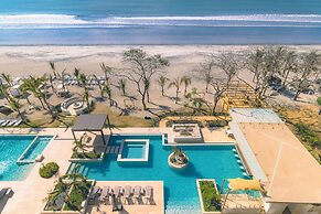 Surfside Beachfront Suites by Playa Caracol Resorts