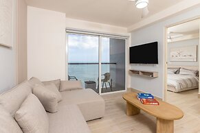 Surfside Beachfront Suites by Playa Caracol Resorts