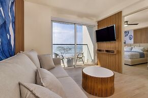 Surfside Beachfront Suites by Playa Caracol Resorts