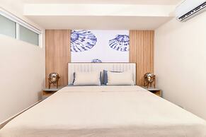 Surfside Beachfront Suites by Playa Caracol Resorts