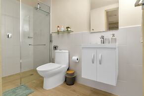 Surfside Beachfront Suites by Playa Caracol Resorts