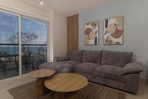 Surfside Beachfront Suites by Playa Caracol Resorts