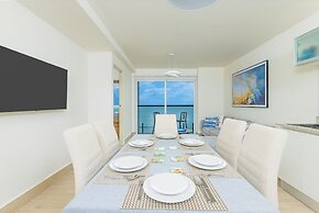 Surfside Beachfront Suites by Playa Caracol Resorts