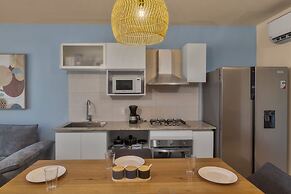 Surfside Beachfront Suites by Playa Caracol Resorts