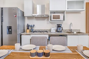 Surfside Beachfront Suites by Playa Caracol Resorts