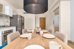 Surfside Beachfront Suites by Playa Caracol Resorts