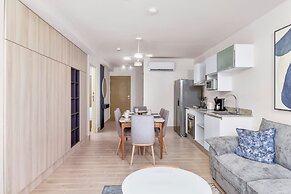 Surfside Beachfront Suites by Playa Caracol Resorts