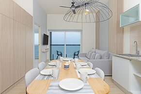 Surfside Beachfront Suites by Playa Caracol Resorts