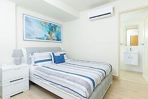 Surfside Beachfront Suites by Playa Caracol Resorts