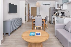 Surfside Beachfront Suites by Playa Caracol Resorts