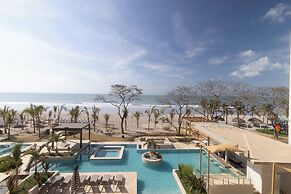 Surfside Beachfront Suites by Playa Caracol Resorts