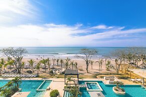 Surfside Beachfront Suites by Playa Caracol Resorts