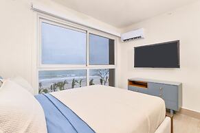 Surfside Beachfront Suites by Playa Caracol Resorts