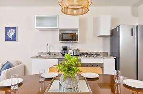 Surfside Beachfront Suites by Playa Caracol Resorts