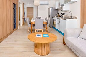 Surfside Beachfront Suites by Playa Caracol Resorts