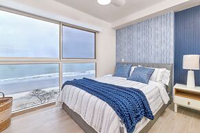 Surfside Beachfront Suites by Playa Caracol Resorts