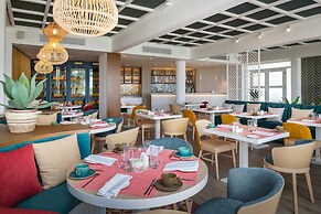 Catalonia Grand Costa Mujeres All Suites & Spa - All Inclusive