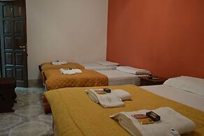 Cabañas y Hostal Las Marias