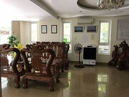 Minh Long Hotel