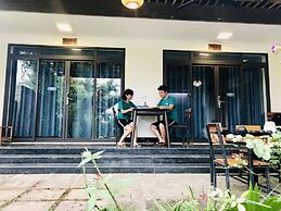 Co To Center Homestay