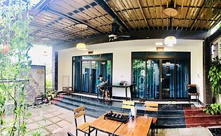 Co To Center Homestay