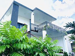 Co To Center Homestay