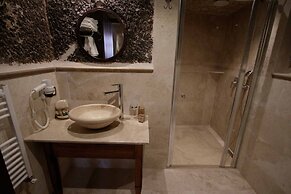 Aza Cave Hotel Special Class Adults Only