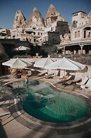 Aza Cave Hotel Special Class Adults Only