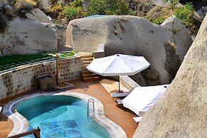 Aza Cave Hotel Special Class Adults Only