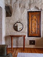 Aza Cave Hotel Special Class Adults Only