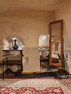 Aza Cave Hotel Special Class Adults Only